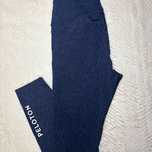 Peloton Women’s Navy Patterned Leggings